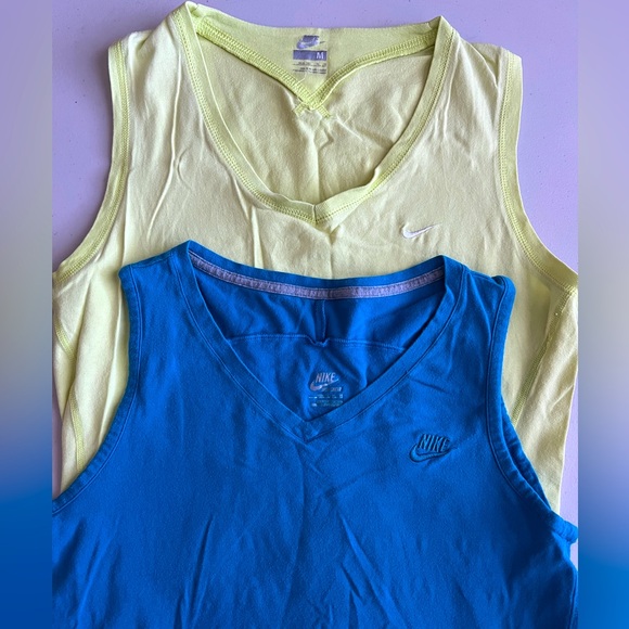 💚🩵🏃🏻‍♀️NIKE (2) Cotton Stretch Sleeveless Tops Tees - Picture 1 of 6